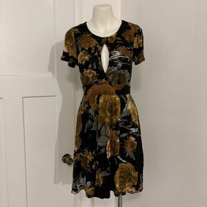 Moon Dark Brown Floral Skater Dress size Medium